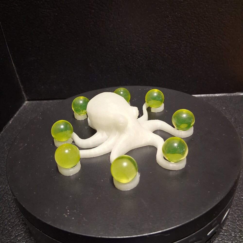 Uranium Vaseline Glass  Marbles Set with 3D Octopus Display 8pc 1/2"